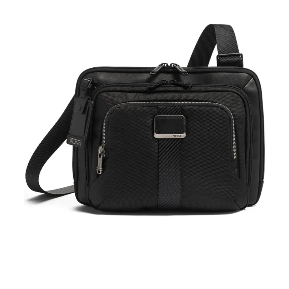 🚫SOLD🚫Tumi Crossbody Messenger Bag